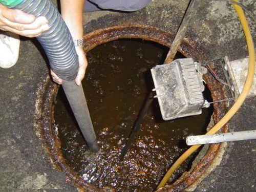 象湖隔油池清理