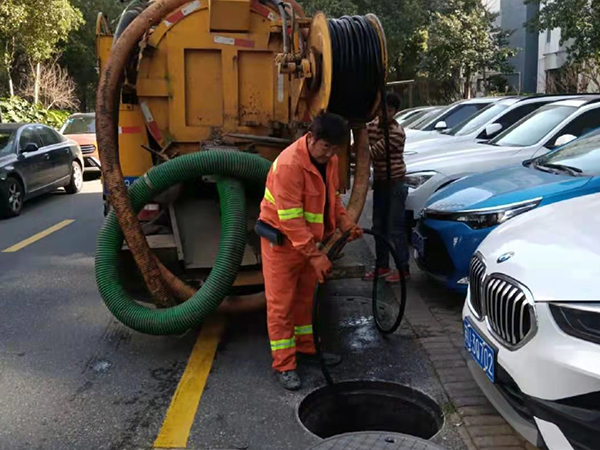 象湖排污管道清淤