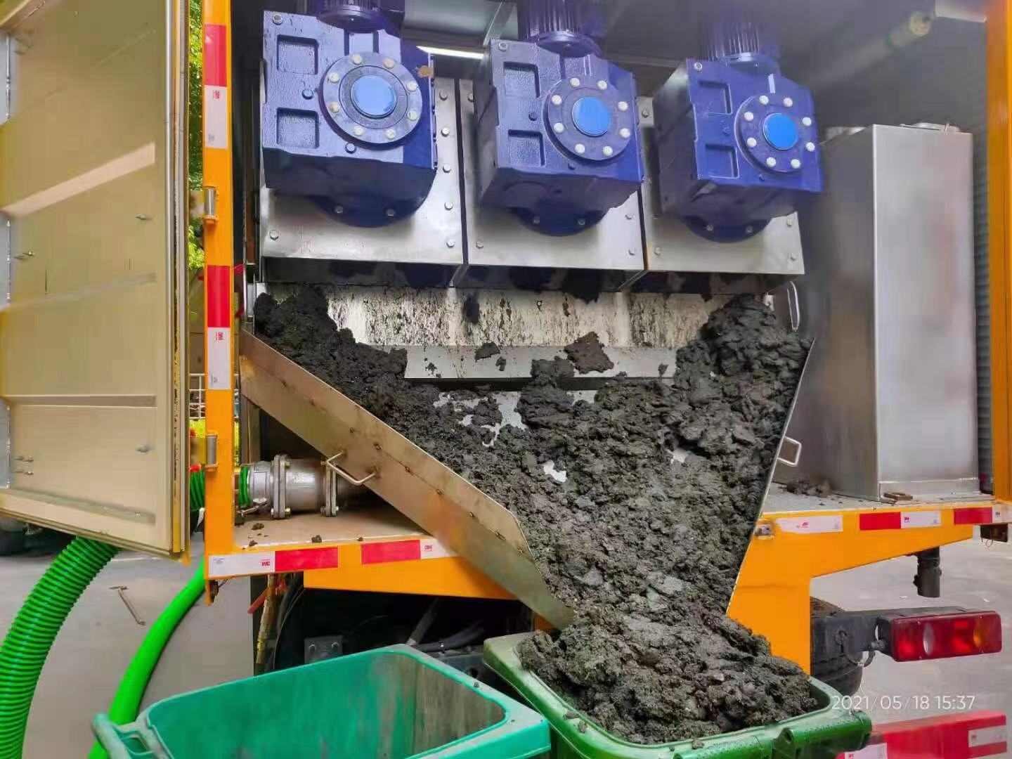 象湖化粪池清掏城市维护站-泥浆净化干湿分离处理